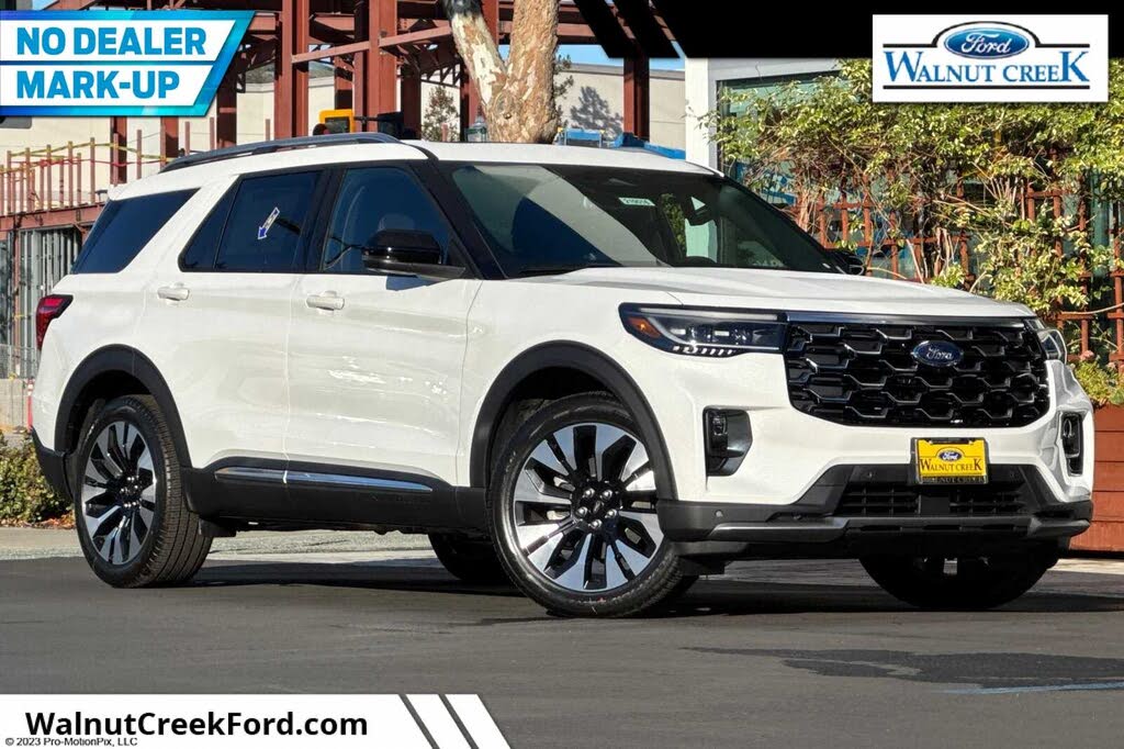 2026 Ford Explorer Platinum AWD