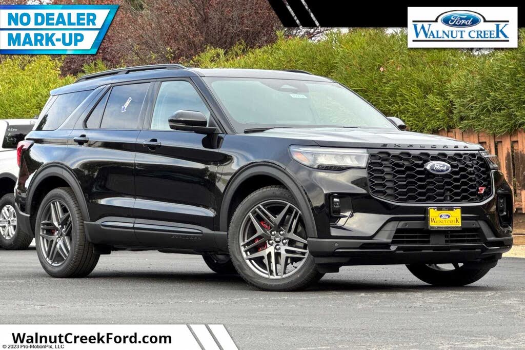 2026 Ford Explorer ST AWD