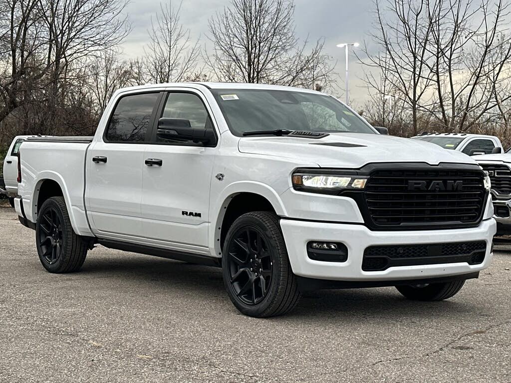 2026 RAM 1500 Laramie Crew Cab 4WD