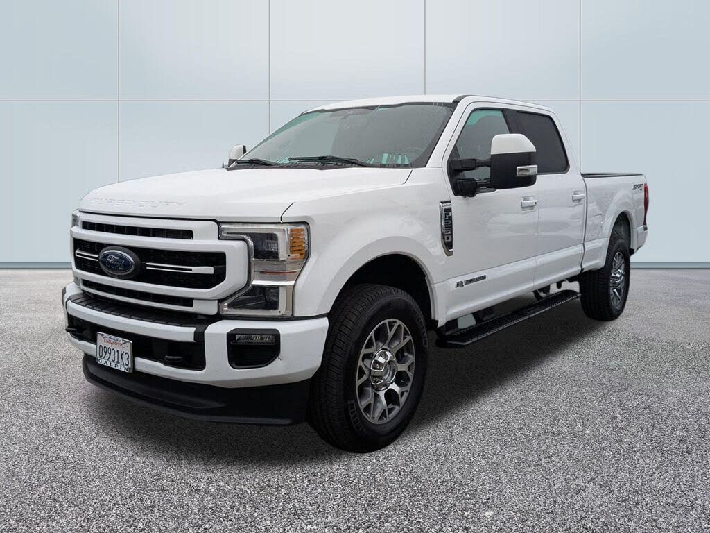 2022 Ford F-250 Super Duty Lariat Crew Cab 4WD