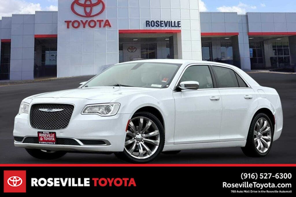 2018 Chrysler 300 Touring RWD