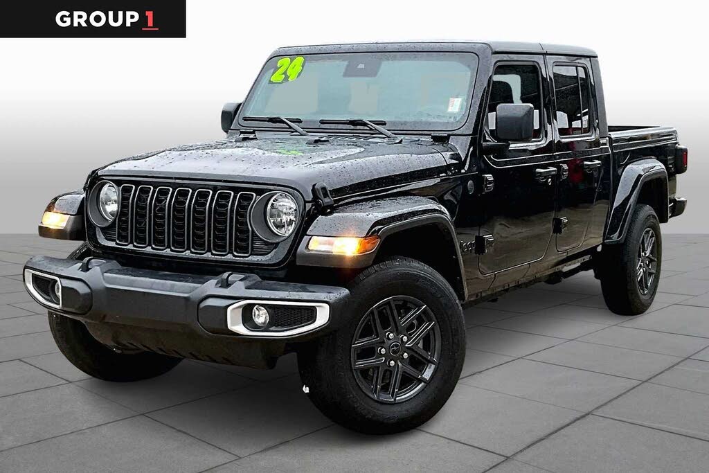 2024 Jeep Gladiator Sport S Crew Cab 4WD