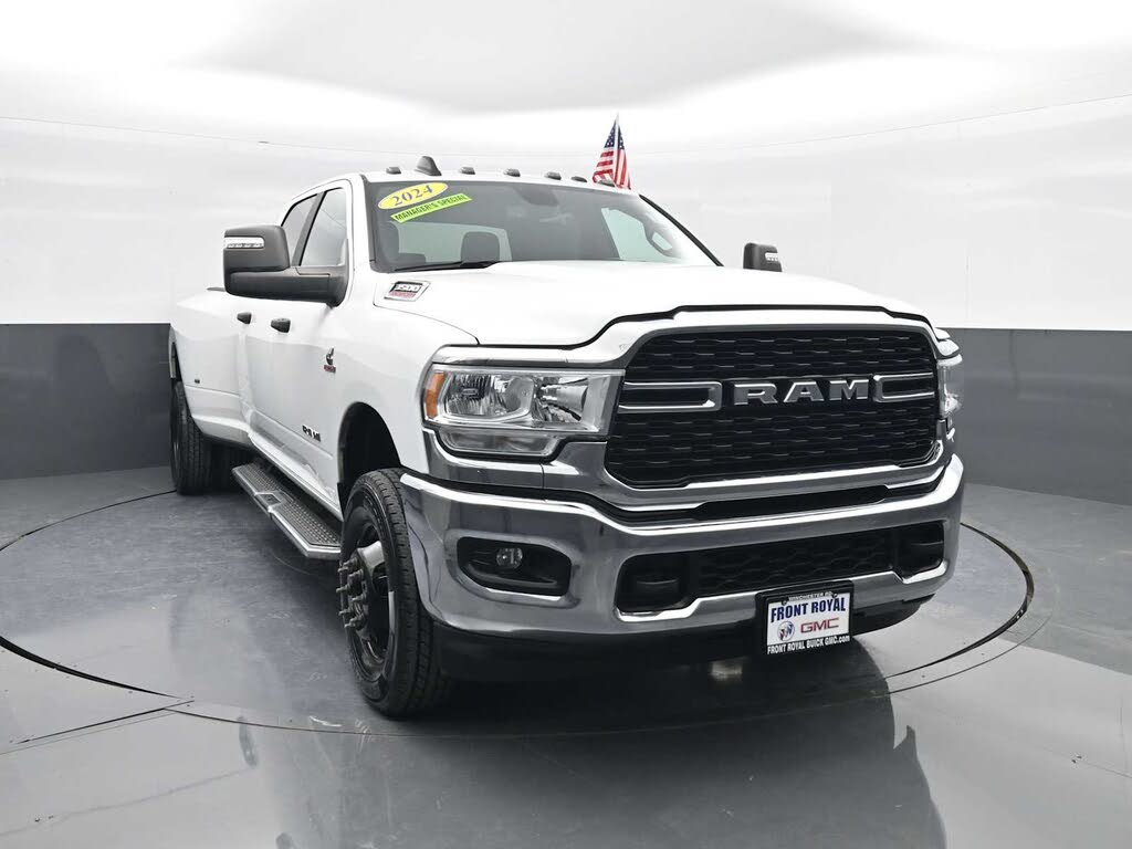 2024 RAM 3500 Big Horn Crew Cab LB DRW 4WD
