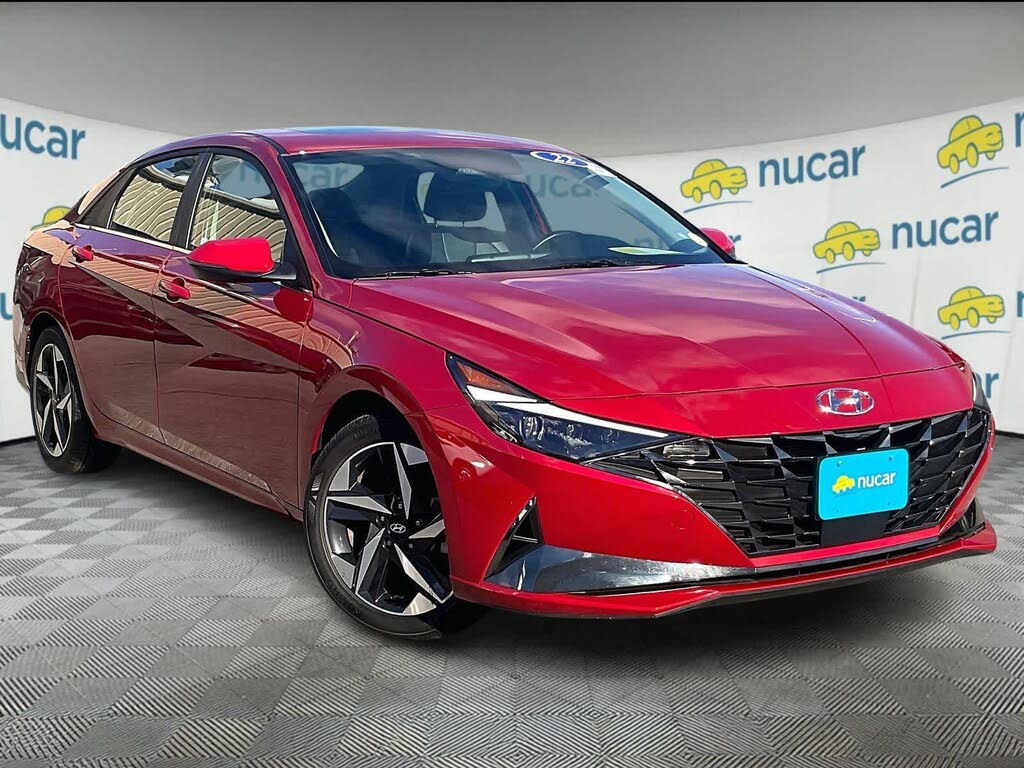 2022 Hyundai Elantra Limited FWD