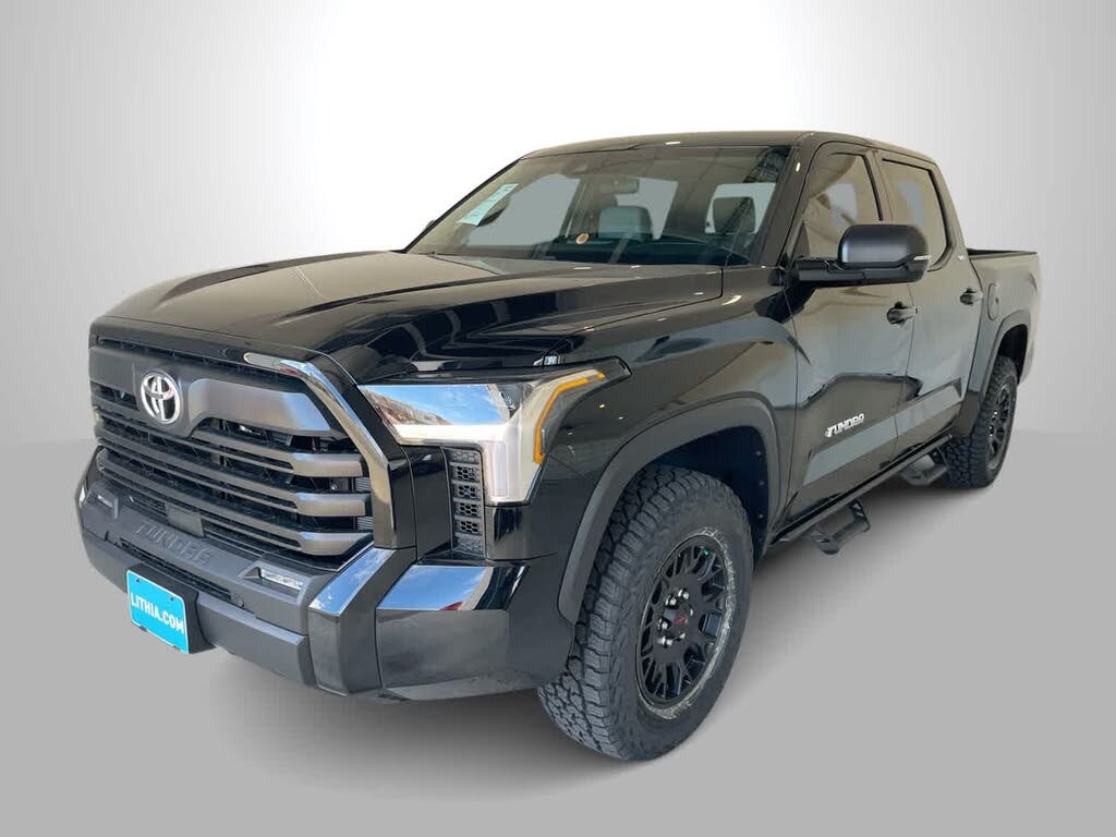 2026 Toyota Tundra SR5 CrewMax Cab 4WD