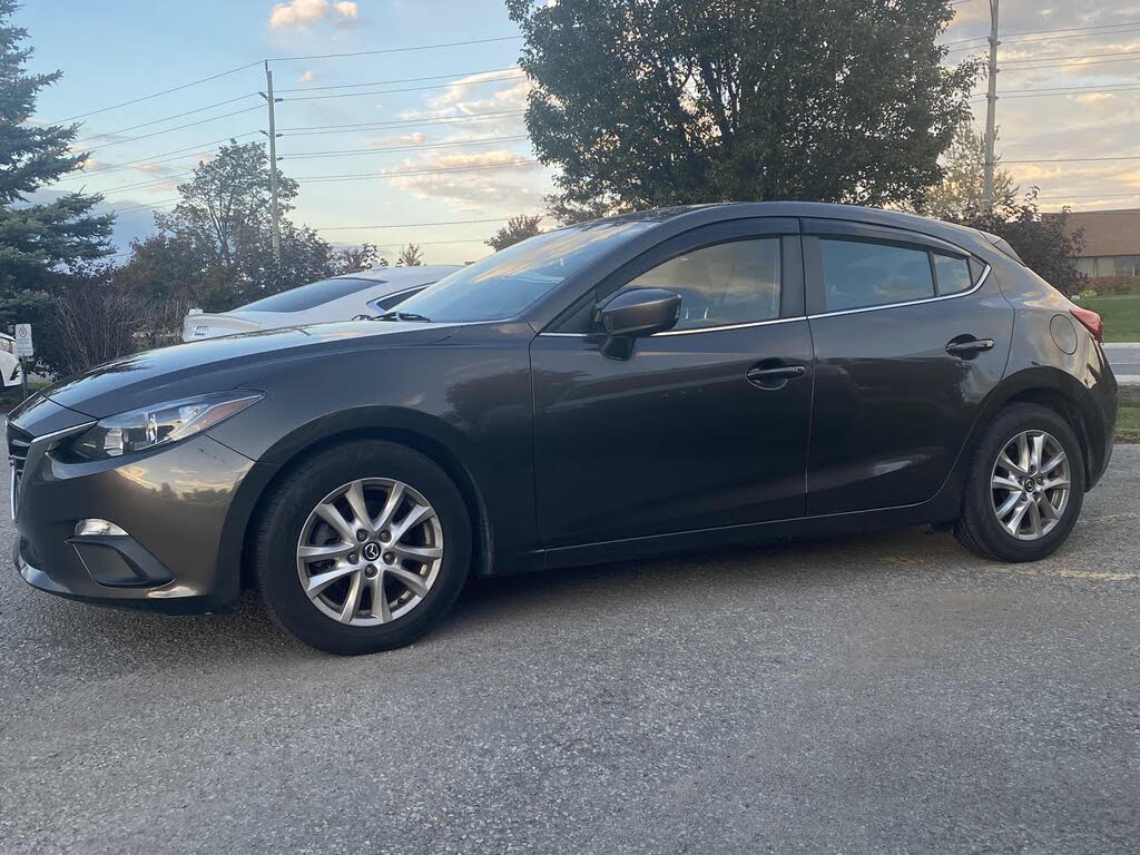 2015 Mazda MAZDA3 i Touring Hatchback
