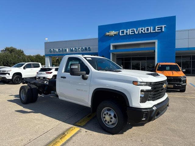 2026 Chevrolet Silverado 3500HD Chassis Work Truck Regular Cab 4WD