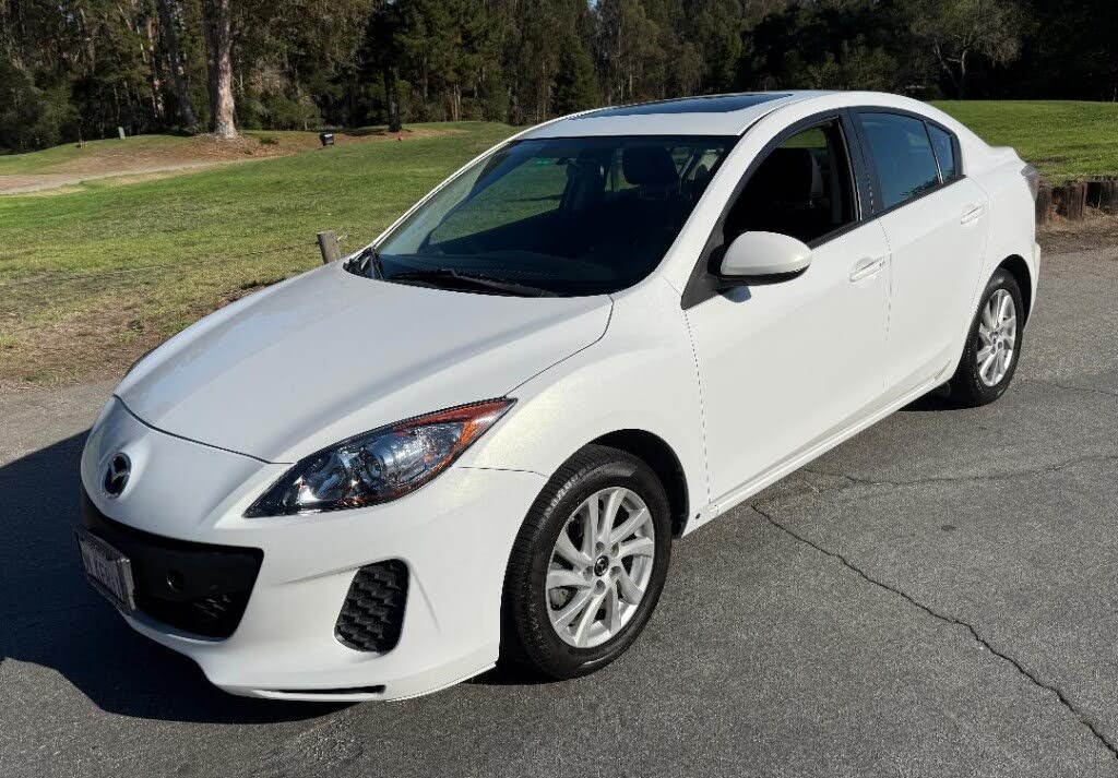 2013 Mazda MAZDA3 i Grand Touring