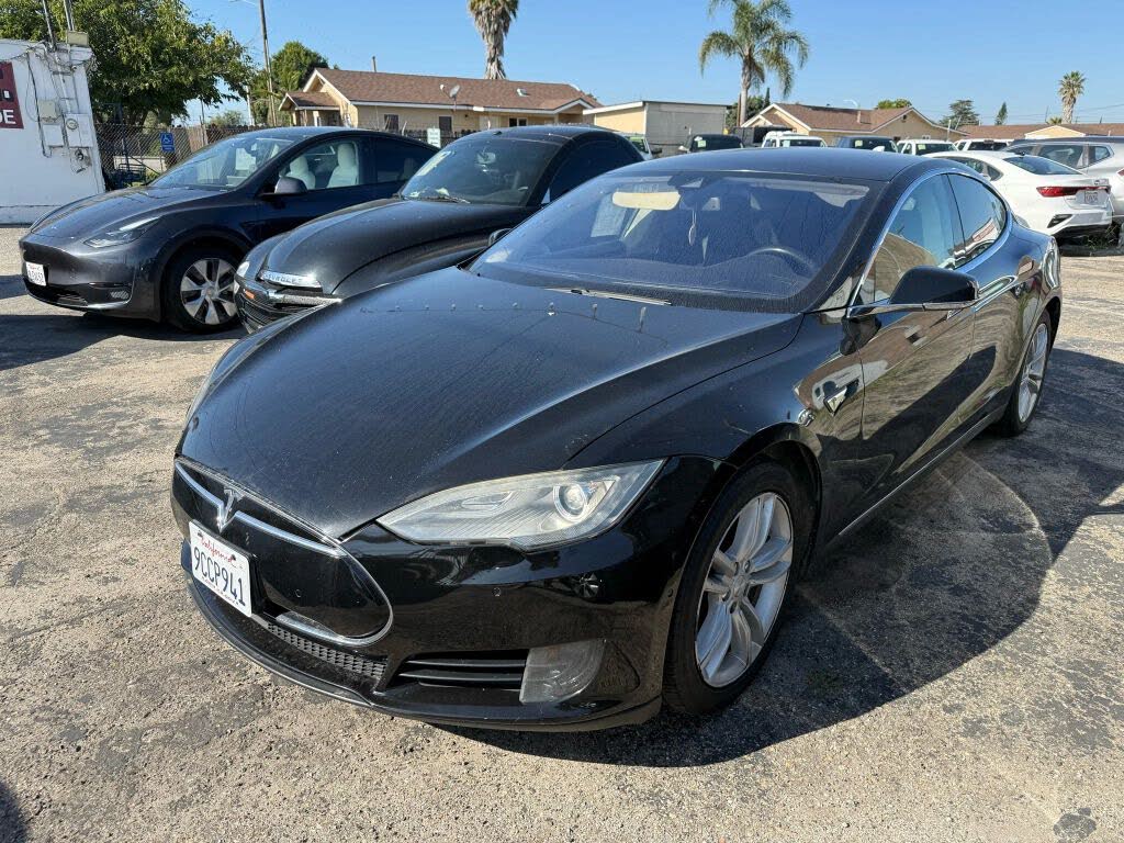 2015 Tesla Model S 70 RWD