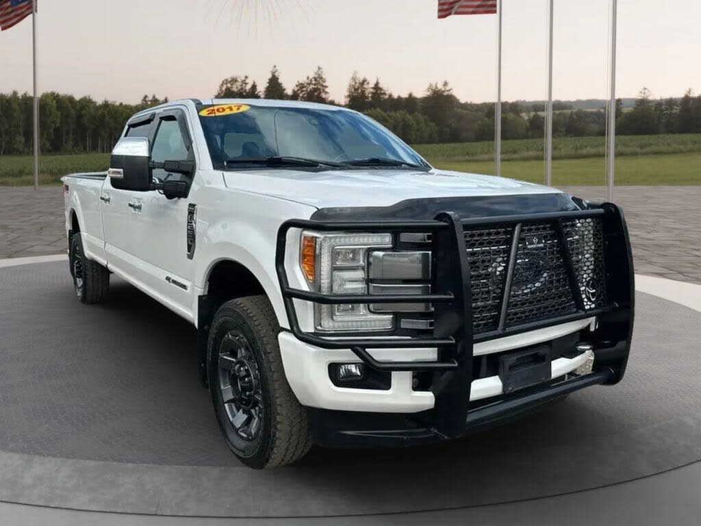 2017 Ford F-250 Super Duty Platinum Crew Cab LB 4WD