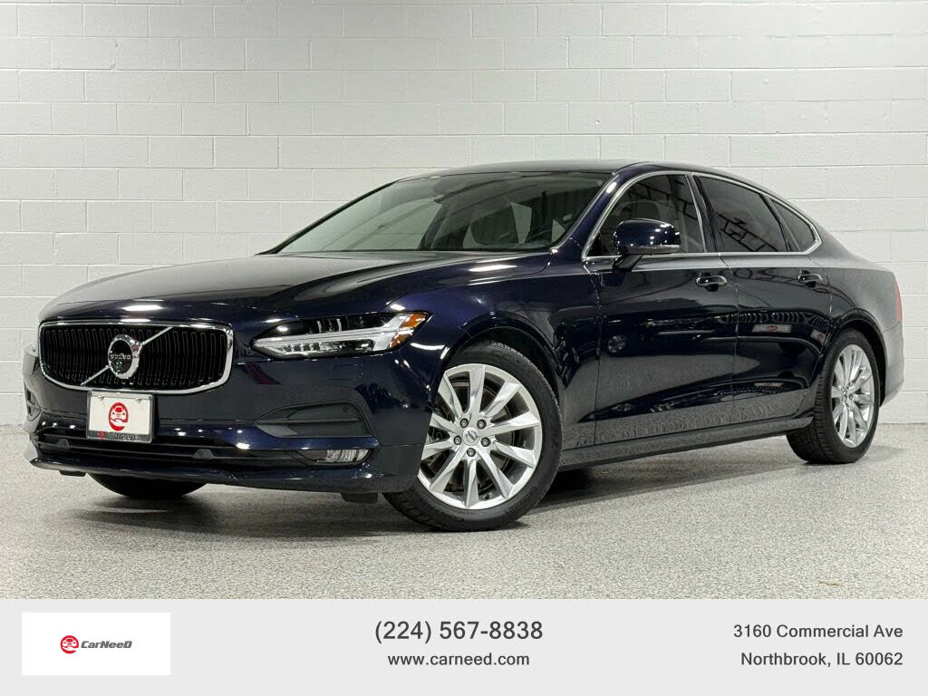 2017 Volvo S90 T6 Momentum AWD