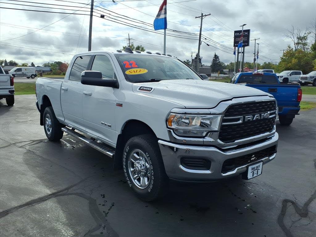 2022 RAM 2500 Big Horn Crew Cab 4WD