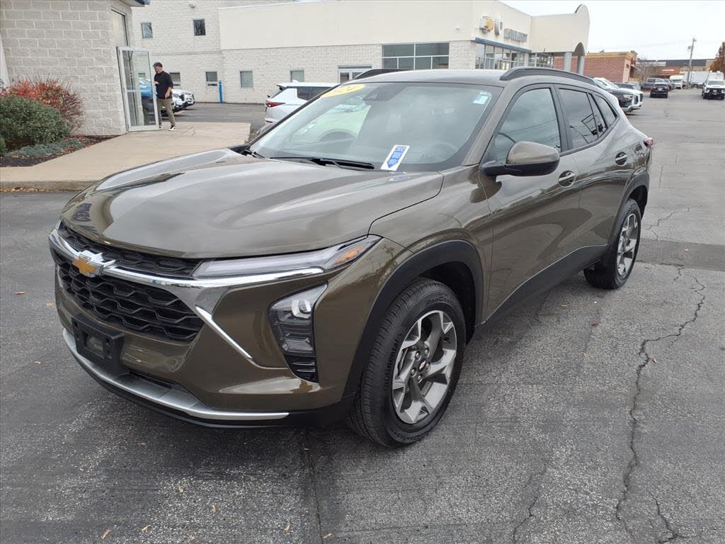 2024 Chevrolet Trax LT FWD