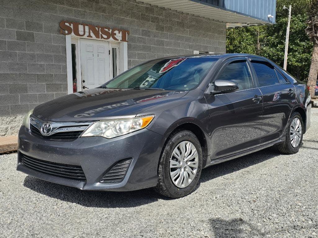 2014 Toyota Camry LE