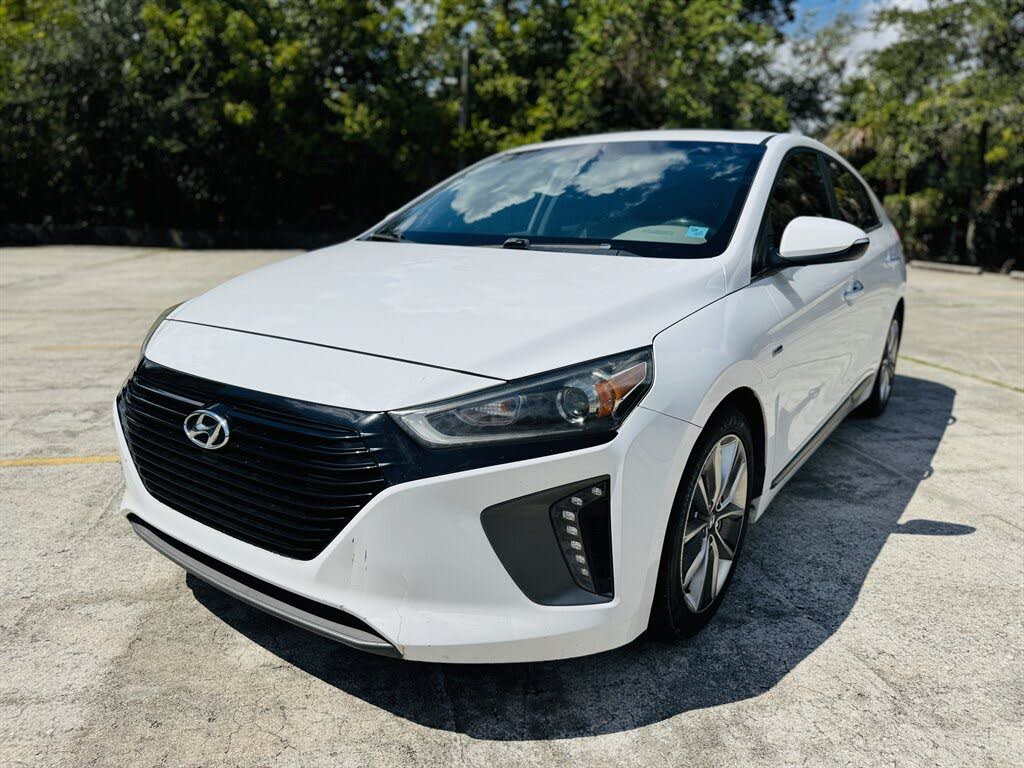 2017 Hyundai Ioniq Hybrid Limited Hatchback FWD