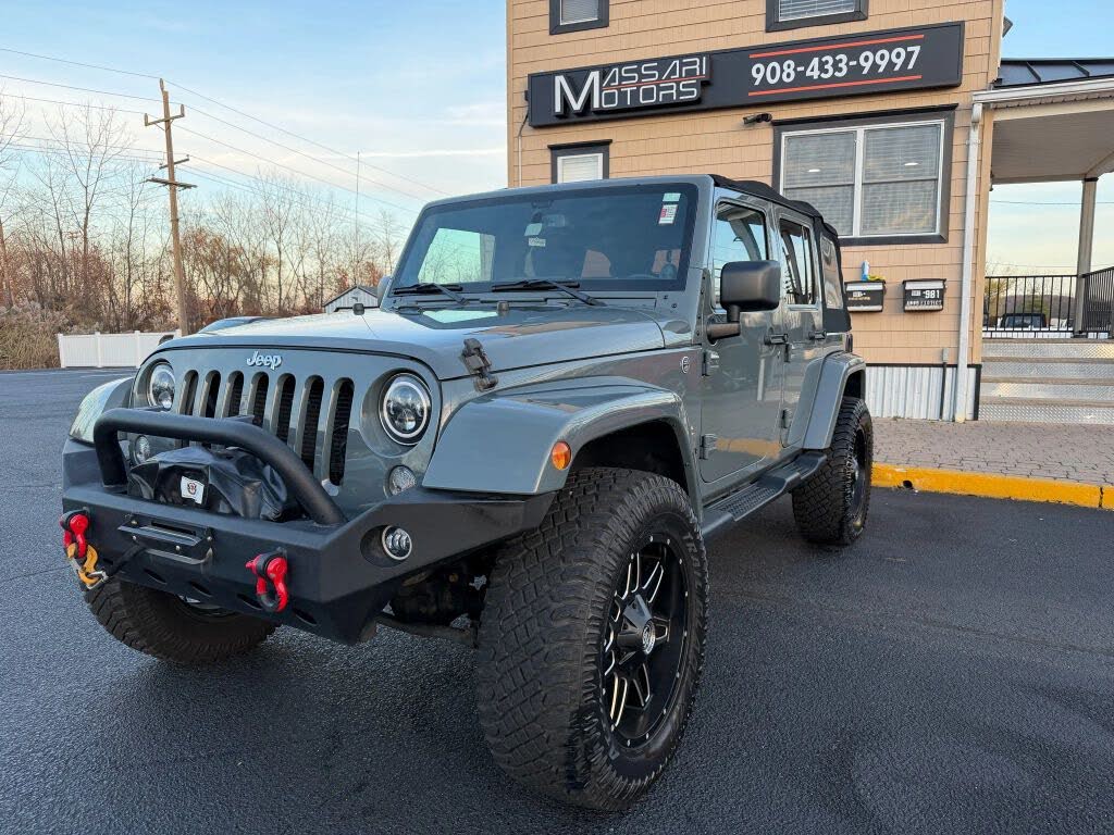 2014 Jeep Wrangler Unlimited Sahara 4WD