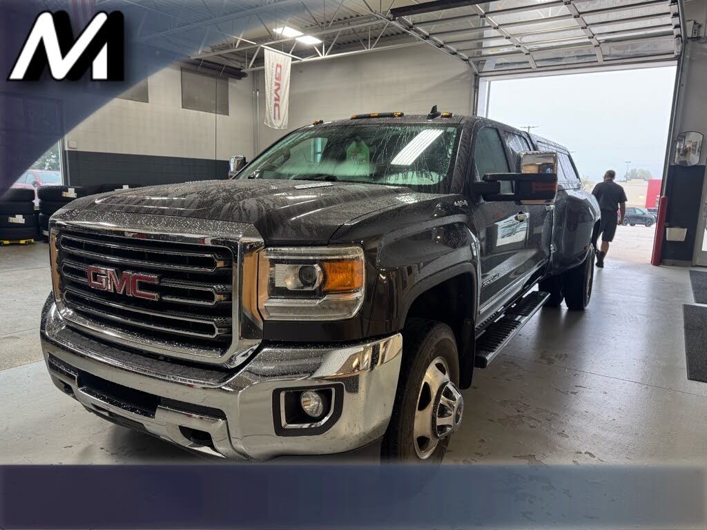 2015 GMC Sierra 3500HD SLT Crew Cab 4WD