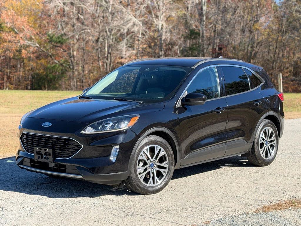 2020 Ford Escape SEL FWD