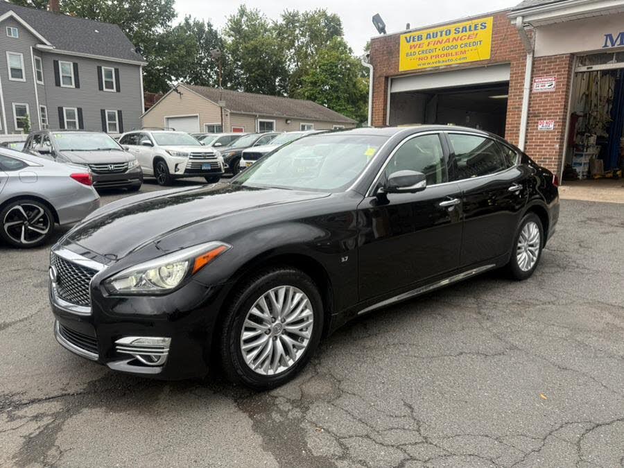 2015 INFINITI Q70L 3.7 AWD