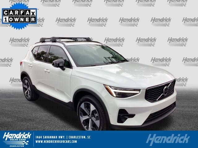 2026 Volvo XC40 B5 Plus AWD