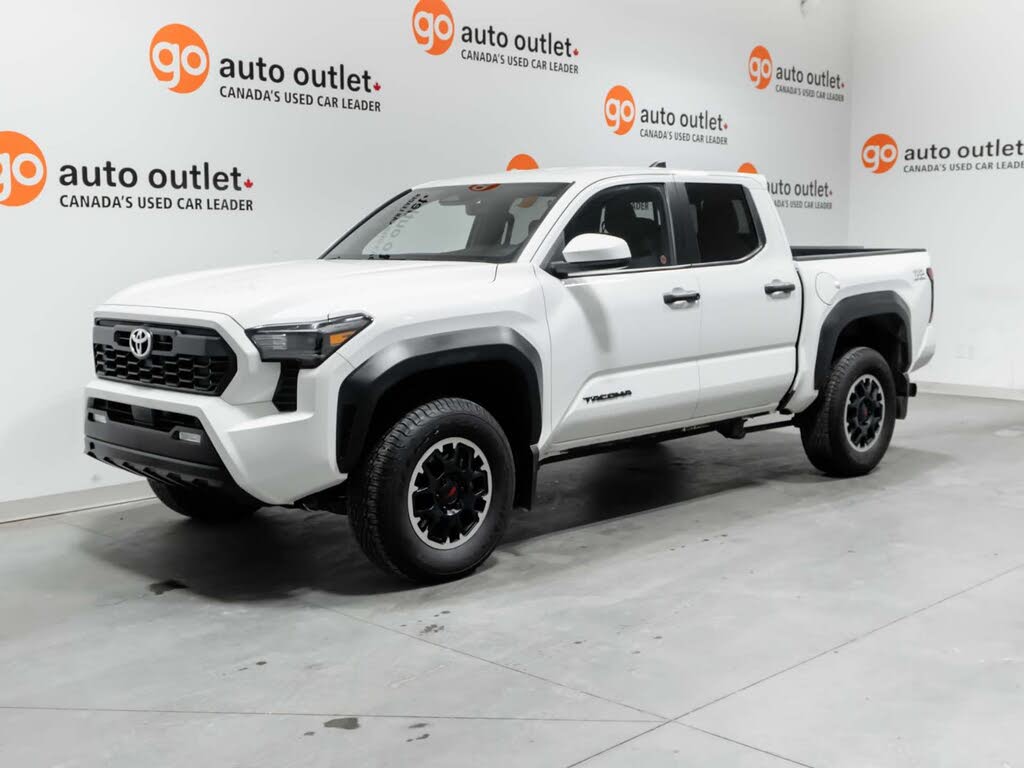2024 Toyota Tacoma Base Double Cab 4WD
