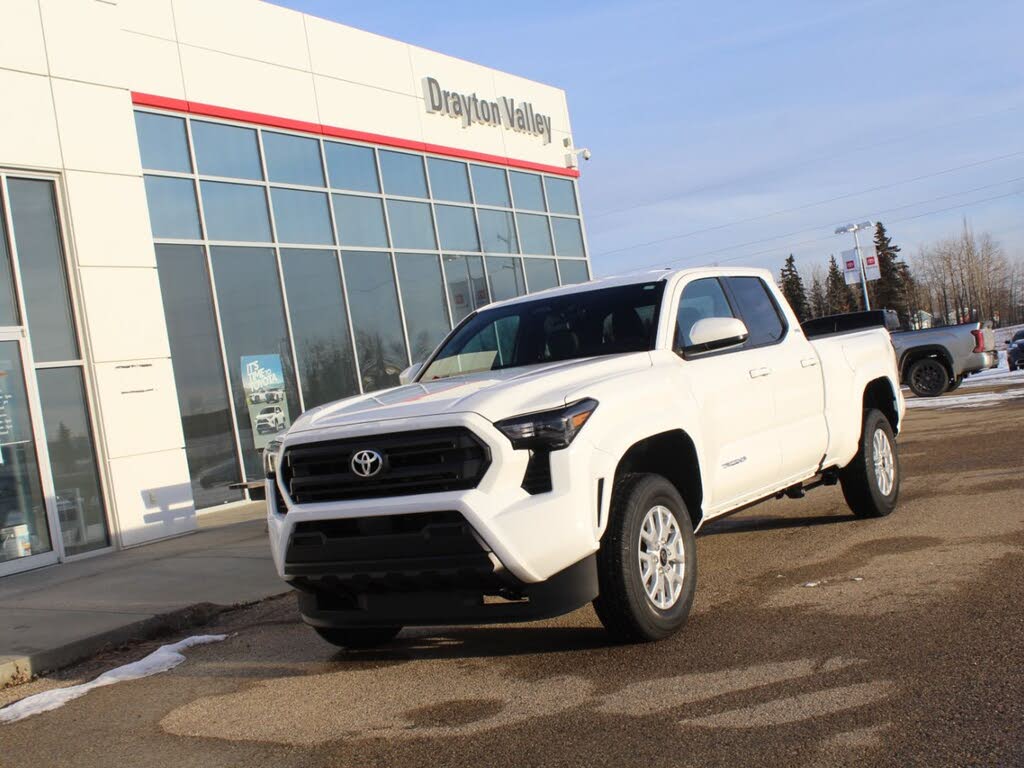 2025 Toyota Tacoma SR5 Double Cab 4WD