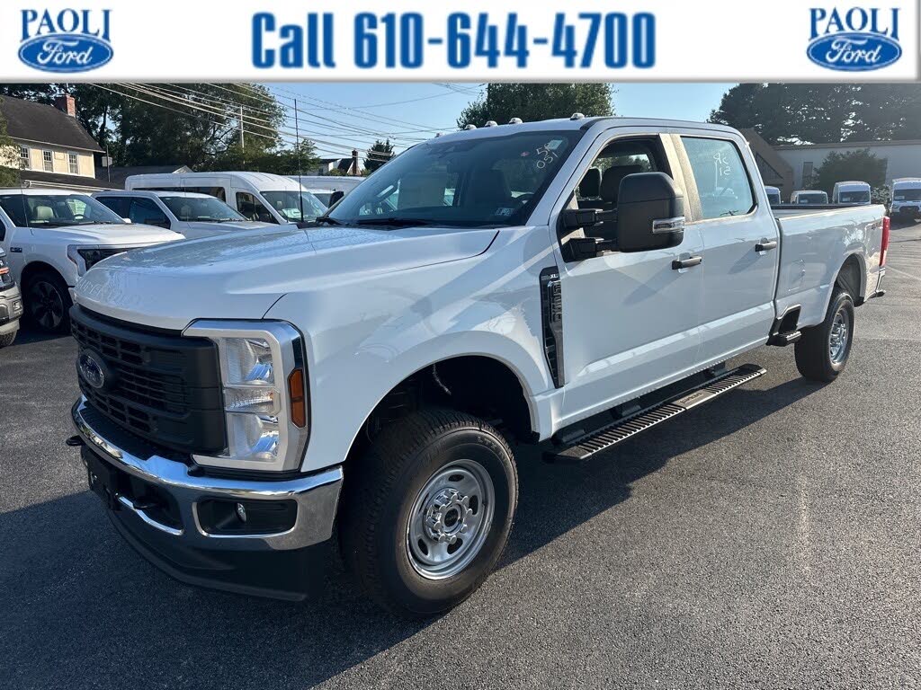 2025 Ford F-250 Super Duty XL Crew Cab 4WD