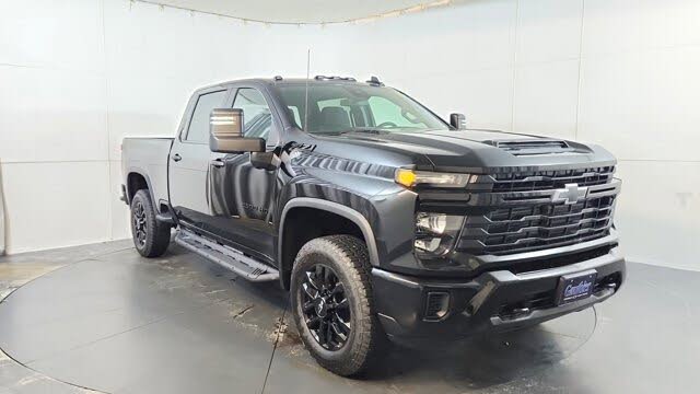 Chevrolet Silverado 2500HD Custom Crew Cab 4WD 2026