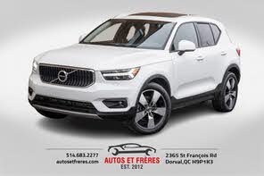 Volvo XC40 T5 Momentum AWD