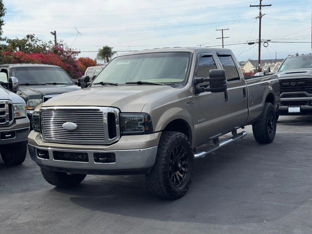 2006 Ford F-250 Super Duty XLT Crew Cab 4WD