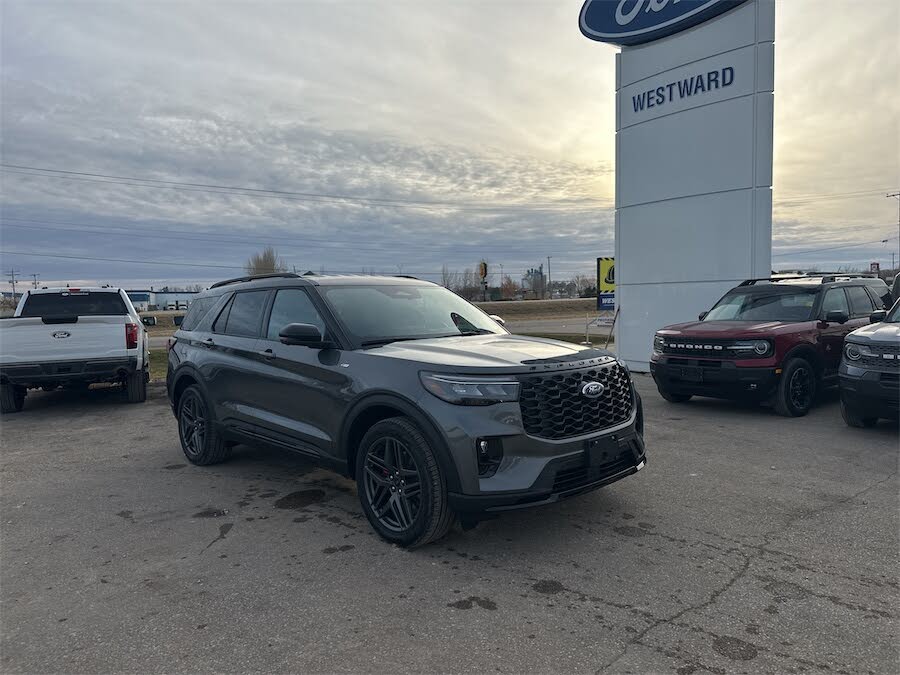 2026 Ford Explorer ST-Line AWD