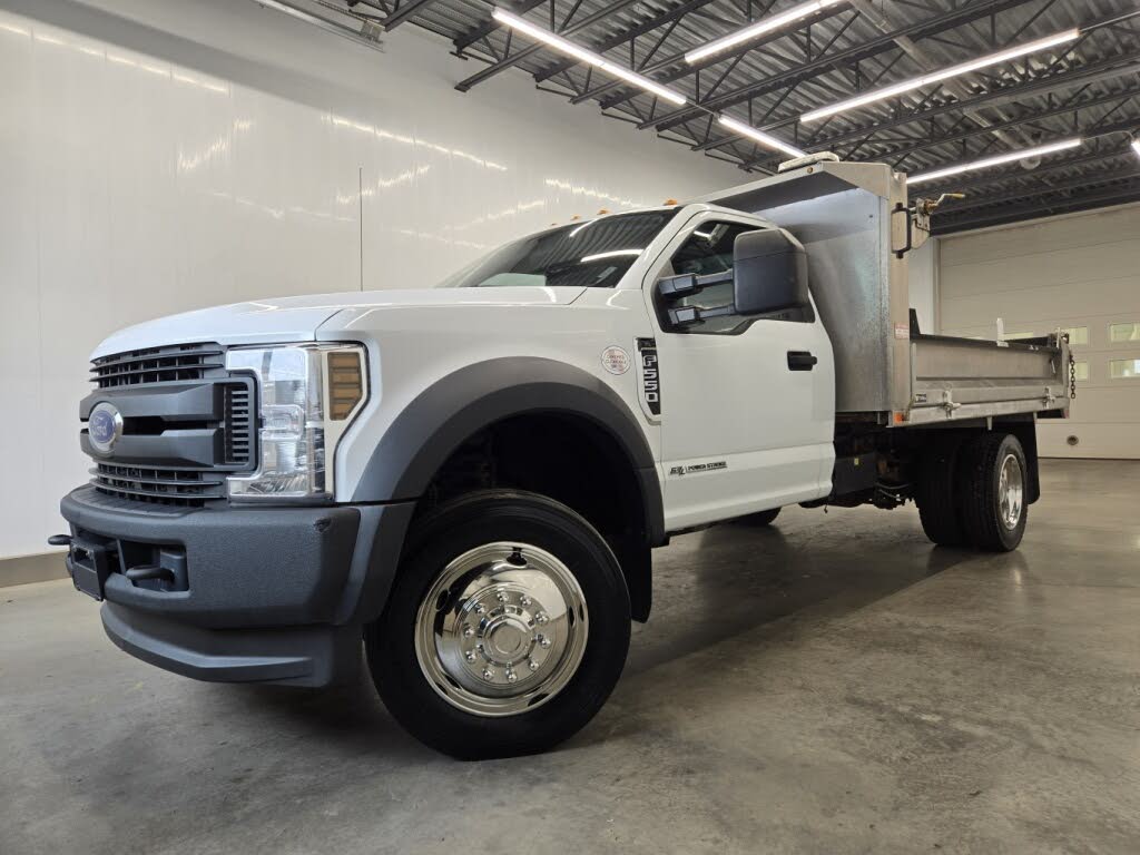 2019 Ford F-550 Super Duty Chassis XL Regular Cab DRW 4WD