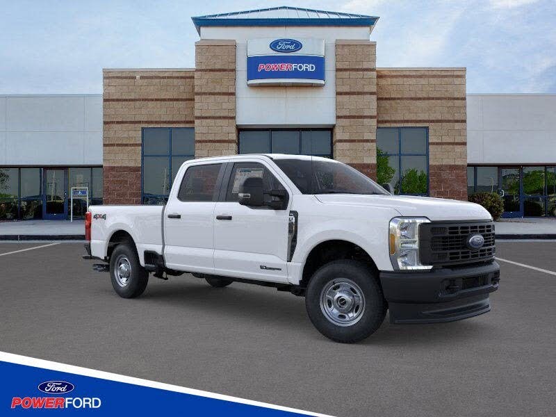 2025 Ford F-250 Super Duty XL Crew Cab 4WD