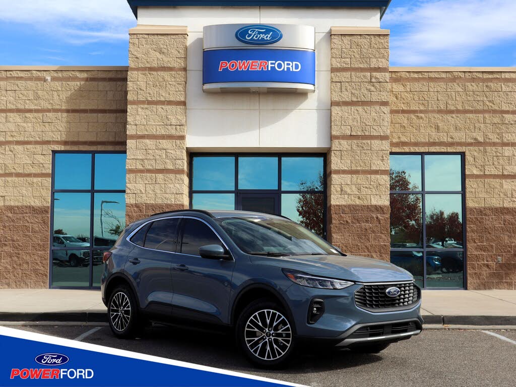 2026 Ford Escape Hybrid Plug-in FWD