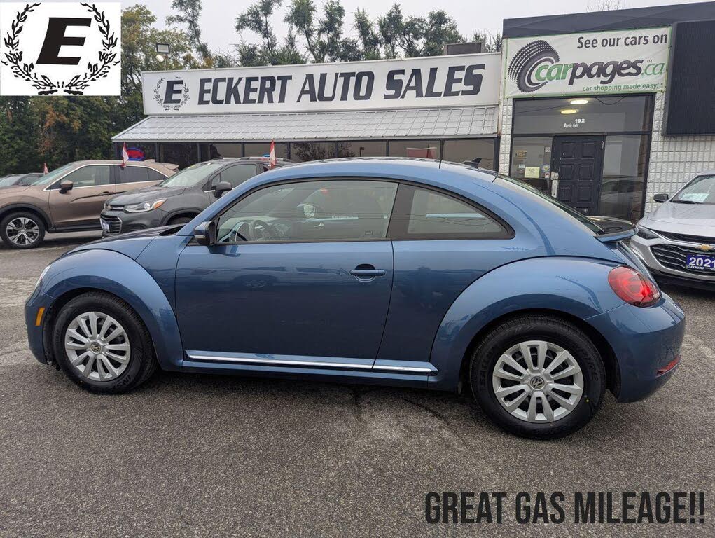 2018 Volkswagen Beetle Trendline Hatchback FWD