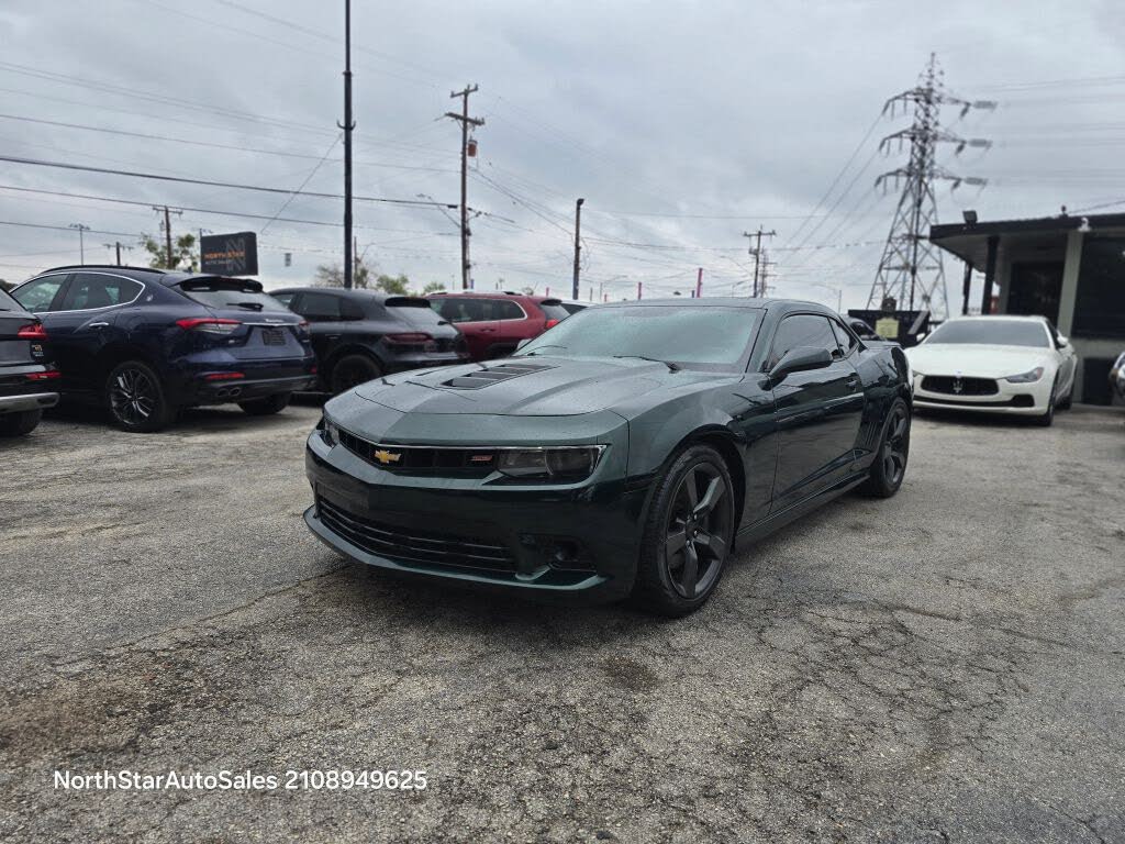 2015 Chevrolet Camaro 2SS Coupe RWD