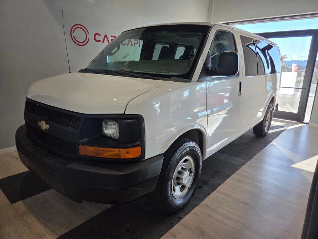 2016 Chevrolet Express 2500 LS RWD