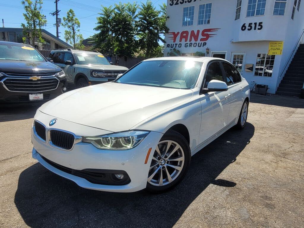 2018 BMW 3 Series 320i Sedan RWD