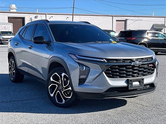 2024 Chevrolet Trax RS with 2RS FWD