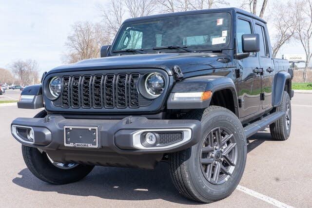 2025 Jeep Gladiator Sport S Crew Cab 4WD