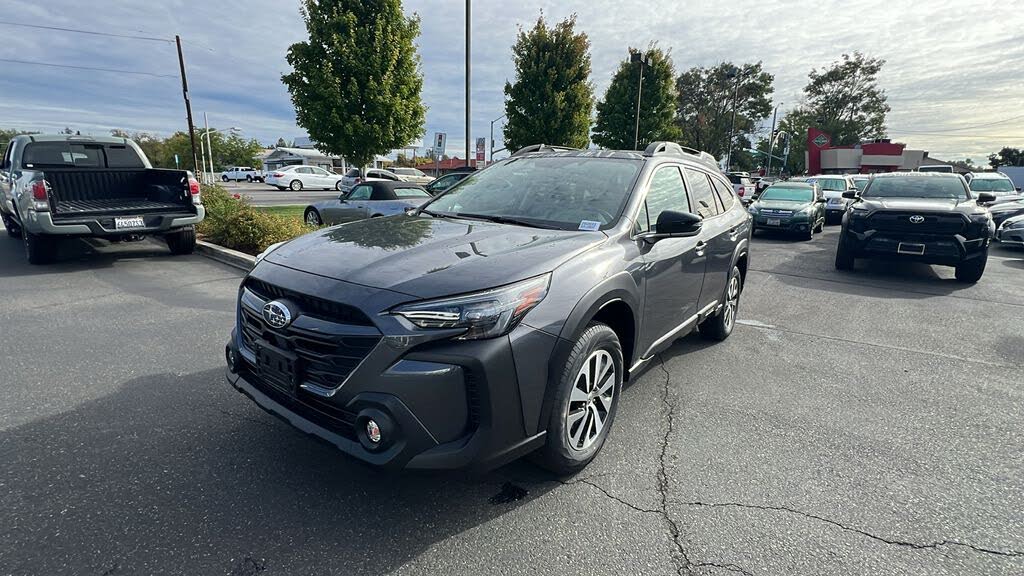 2025 Subaru Outback Premium AWD