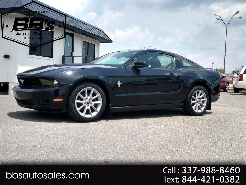 2010 Ford Mustang V6 Coupe RWD
