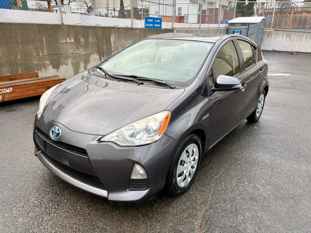 2014 Toyota Prius c Two