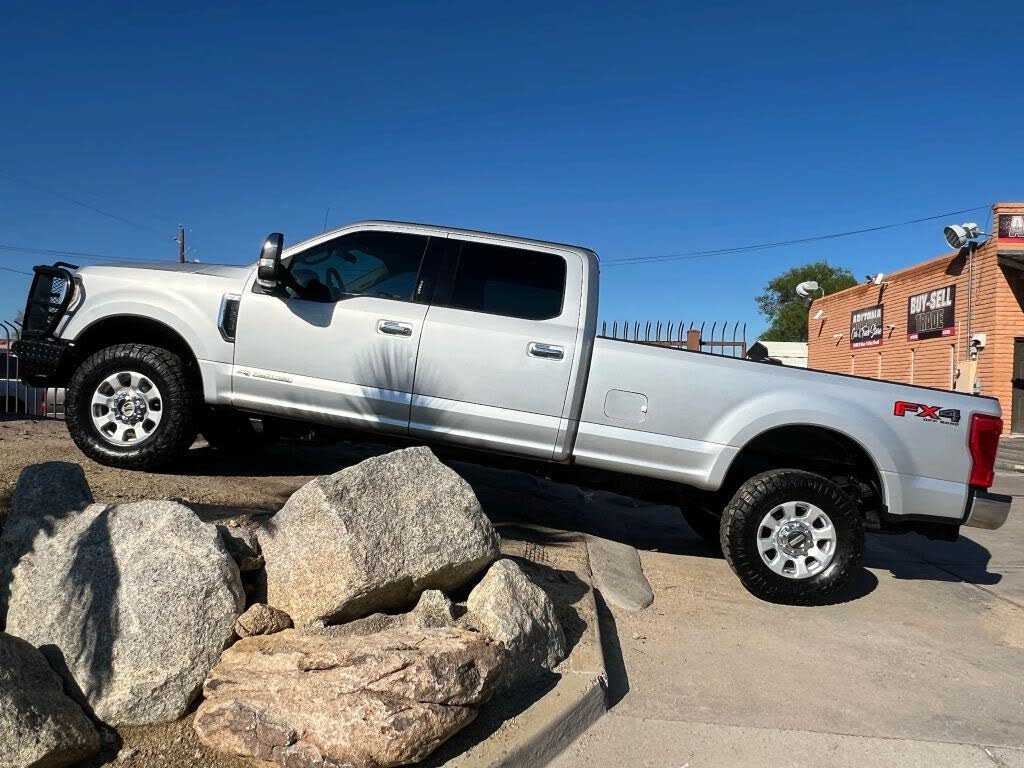 2018 Ford F-250 Super Duty XLT Crew Cab LB 4WD