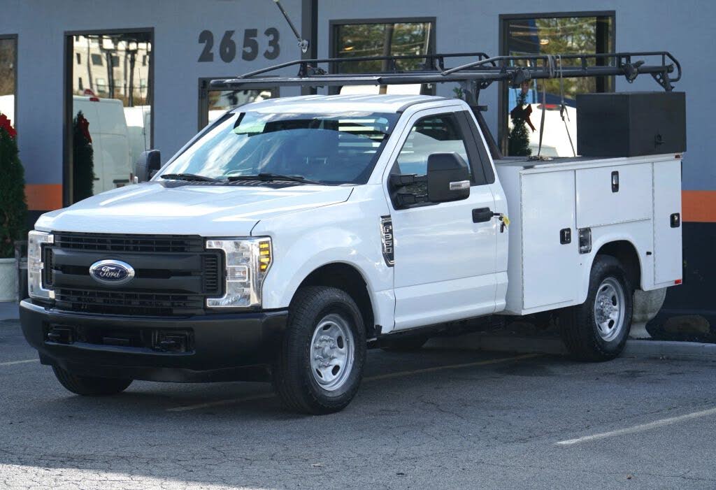 2018 Ford F-350 Super Duty XL LB RWD