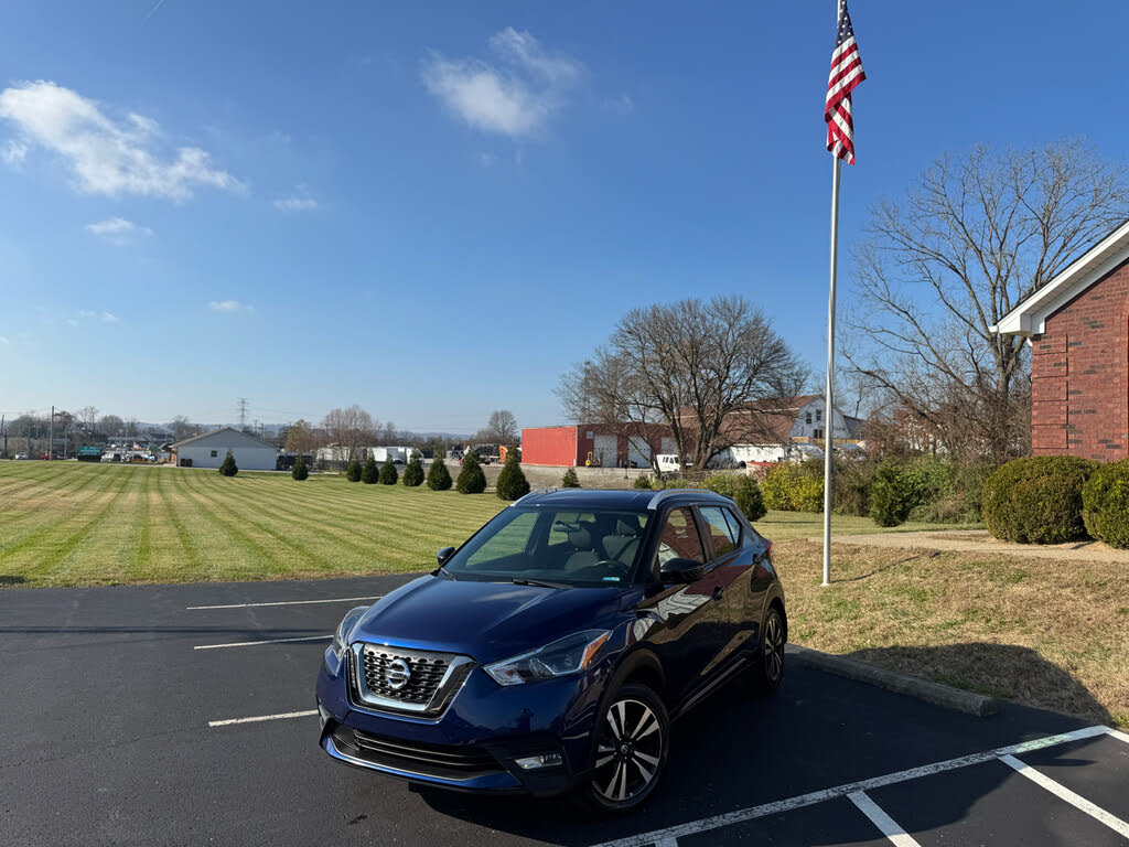 2019 Nissan Kicks SR FWD