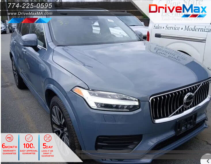 2022 Volvo XC90 T6 Momentum 6-Passenger AWD