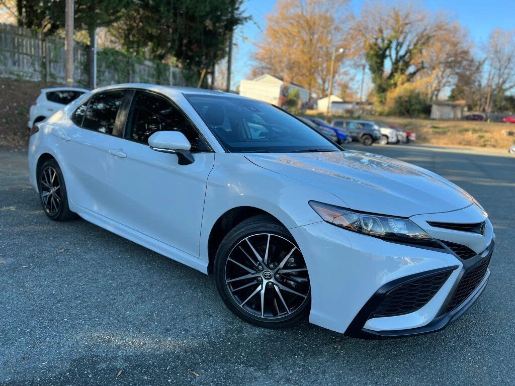 2023 Toyota Camry SE FWD