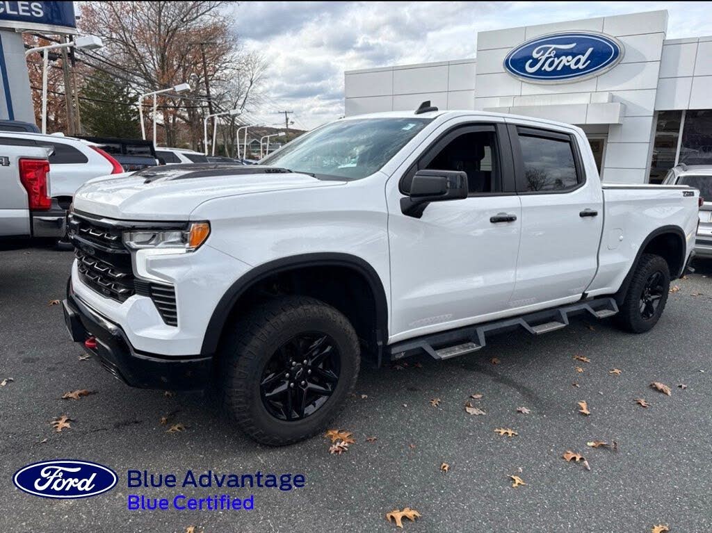 2022 Chevrolet Silverado 1500 LT Trail Boss Crew Cab 4WD