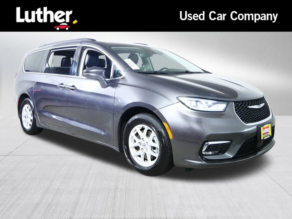 2022 Chrysler Pacifica Touring L FWD